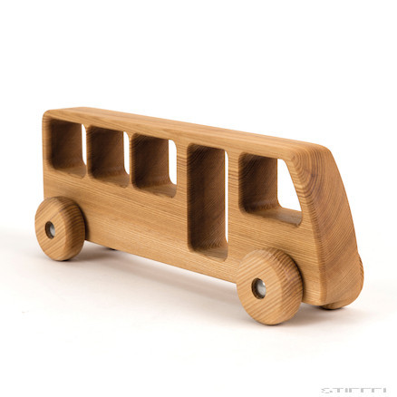Autobuz din lemn